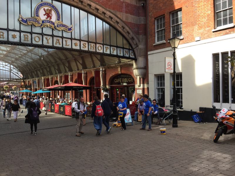 Windsor Royal Station shopping centre